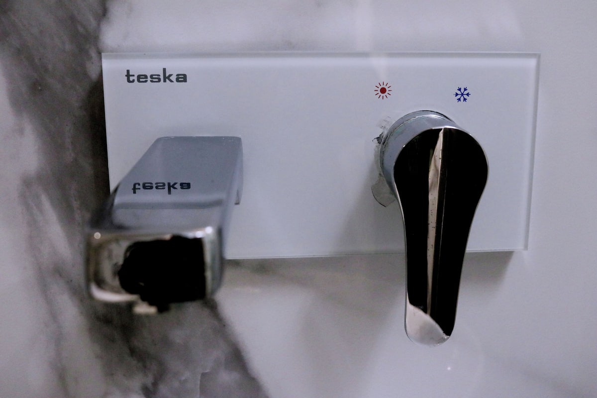 Royal tweepersoonskamer, uitzicht op de stad | Badkamer