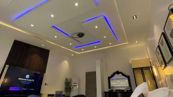 Premium Studio, City View