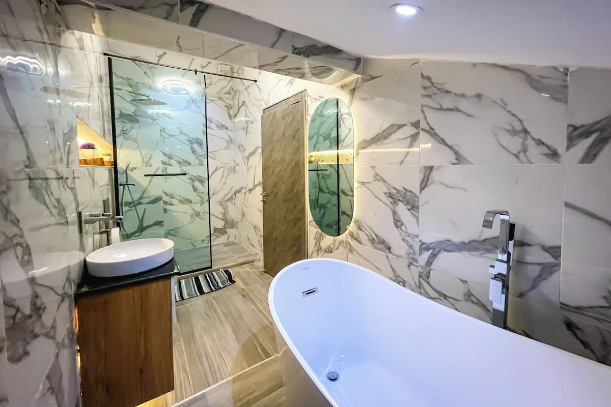 Premium studio, uitzicht op de stad | Badkamer