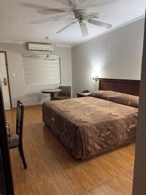Standard Single Room | Desk, laptop workspace, free WiFi, bed sheets - Hotel San Martin (Hermosillo)