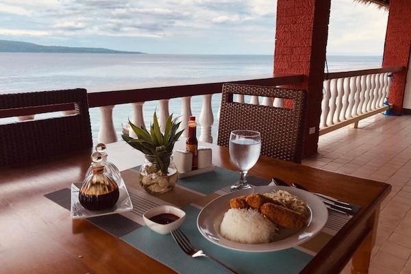Free daily local cuisine breakfast