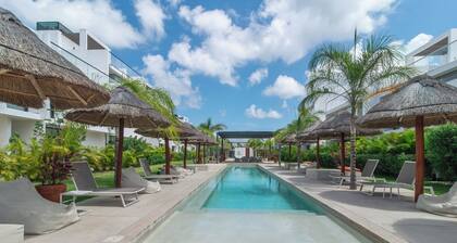 Casa Zénica | Gated Villa with Pools, Rooftop,Tennis court, Beach Club&PGA Golf