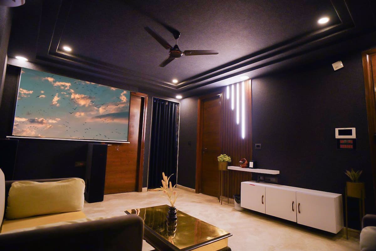 Kamar Klasik | Area keluarga | Televisi layar datar 32-inci dengan saluran TV kabel