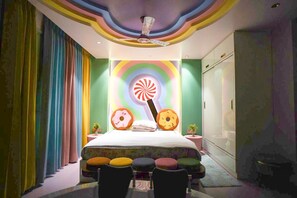 Bed sheets - Orsom Stay Delhi (New Delhi)