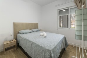 3 habitaciones, tabla de planchar con plancha y wifi gratis 