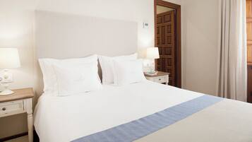 1 slaapkamer, een strijkplank/strijkijzer, reisbedje, gratis wifi