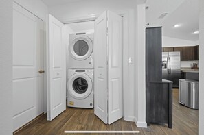 Interior - The Sunshine Retreat in the Villages with Golf Car (The Villages)