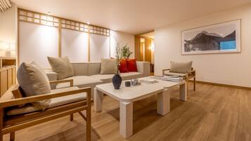 Spa Room | Premium bedding, desk, free WiFi, bed sheets