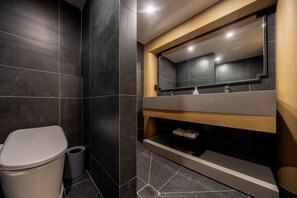 Bathroom - Anook Hotel & Spa Pyeongtaek (Pyeongtaek)