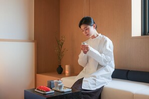 Double Room (Random assignment) | Premium bedding, desk, free WiFi, bed sheets - Anook Hotel & Spa Pyeongtaek (Pyeongtaek)