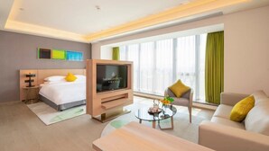 ห้องลักซ์ชัวรี่สตูดิโอสวีท | วิวจากห้องพัก