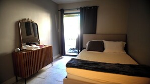 3 dormitorios, tabla de planchar con plancha, wifi gratis y ropa de cama