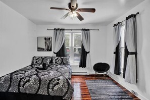 2 Schlafzimmer, Bügeleisen/Bügelbrett, WLAN, Bettwäsche