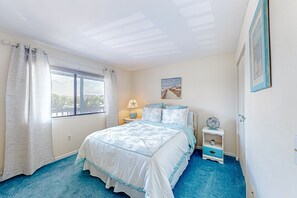 1 bedroom, Internet, bed sheets - Comfortable condo with deck, heated pool, and family-friendly amenities (Ocean City)