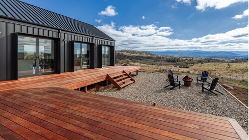 Camber Farmhouse Jindabyne Countryside