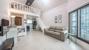 Basic Room, 1 Bedroom (poolvilla room2) | 1 bedroom, free WiFi