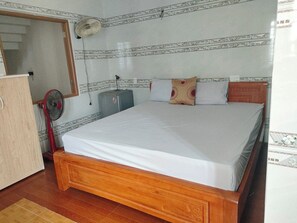 Basic Room | Free WiFi