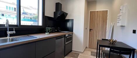 Fridge, microwave, oven, dishwasher