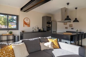 Nicht klassifiziertes Bild, 3 von 23, Schaltfläche