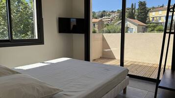 2 bedrooms, free WiFi