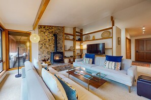TV, fireplace, DVD player