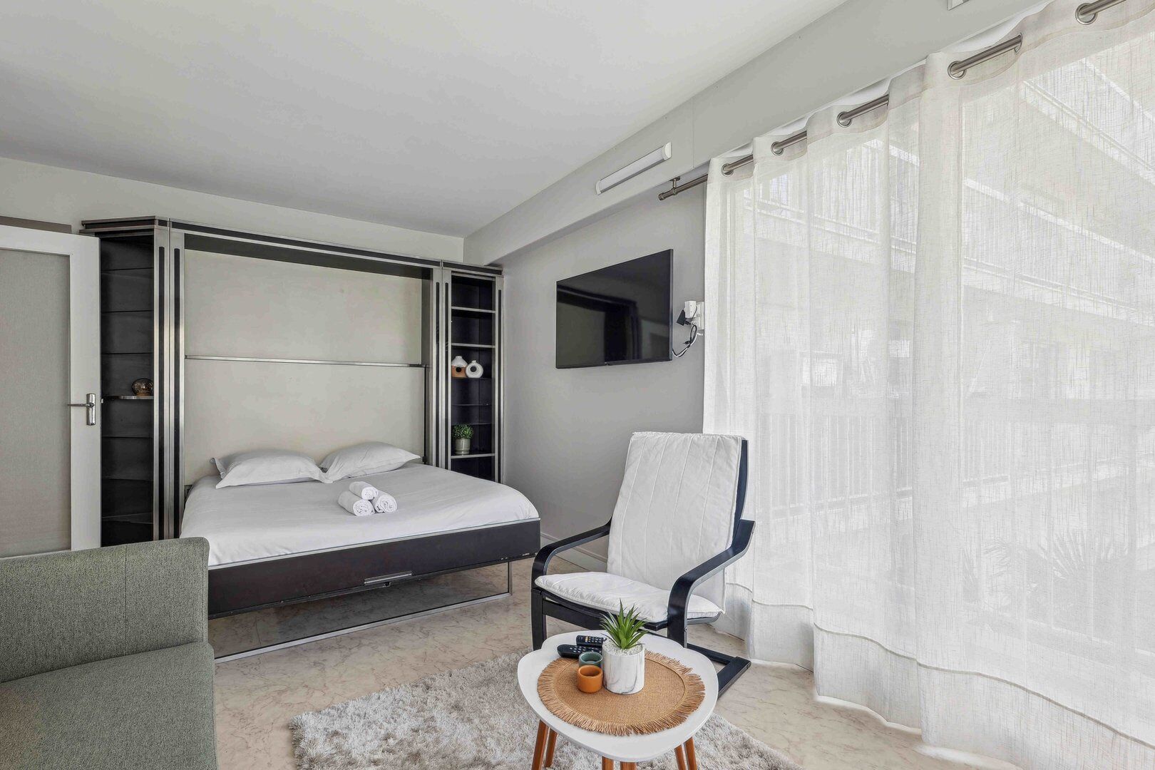 1 chambre, fer et planche à repasser, Wi-Fi gratuit, draps fournis
