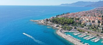 Una Finestra Sul Mare Garden & Pool