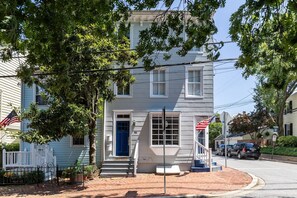 Exterior - Historic Suite 2 Blocks from Main St with On-Site Parking | Dog-Friendly (Annapolis)