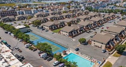 Cozy Coastal Condo Just Blocks from the Beach - 2BR, 2BA with Private Patio!