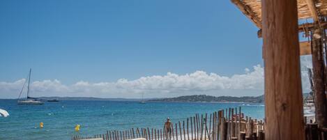 Playa en los alrededores