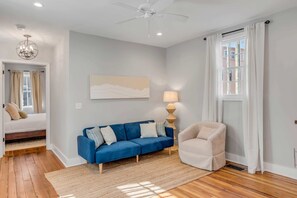 TV, fireplace, offices