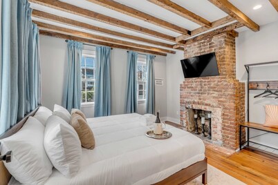 Renovated Historic Gem, Steps from King St