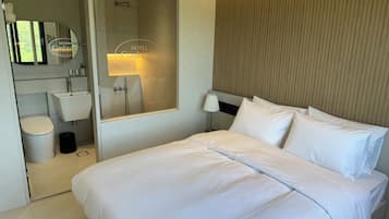Double Room, Mountain View | Laptop workspace, free WiFi
