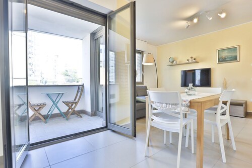 GuestHost - Sebeto Apartment x3 with Parking & Netfilx