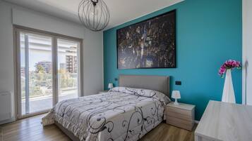 1 Schlafzimmer, BĂŒgeleisen/BĂŒgelbrett, Internetzugang, BettwĂ€sche