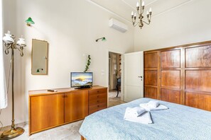 2 soverom, strykejern/-brett, wi-fi og sengetøy