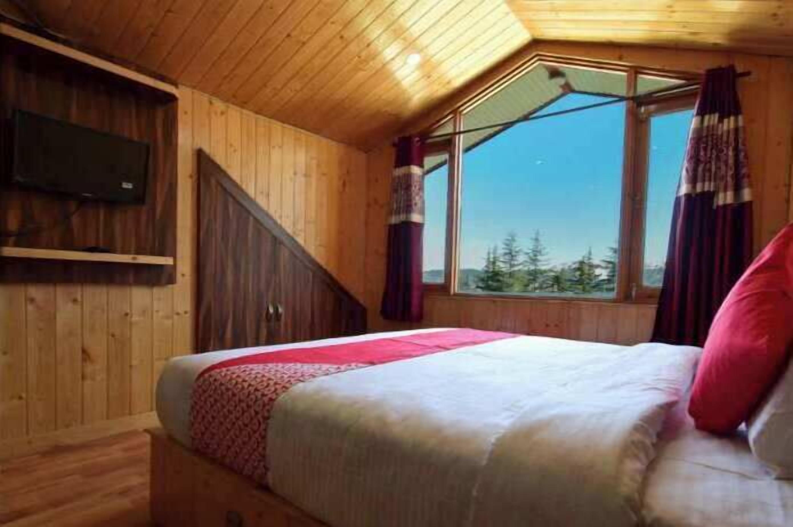 Deluxe Room | Free WiFi