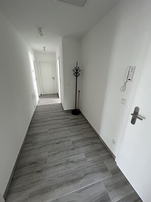 Interior - Apartment 'Ferienwohnung Am Mellensee' with Lake View, Shared Garden and Wi-Fi (Klausdorf)