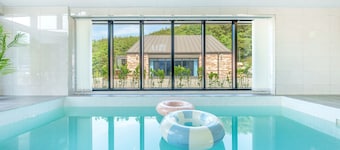 Danyang Dandelion Pool Villa