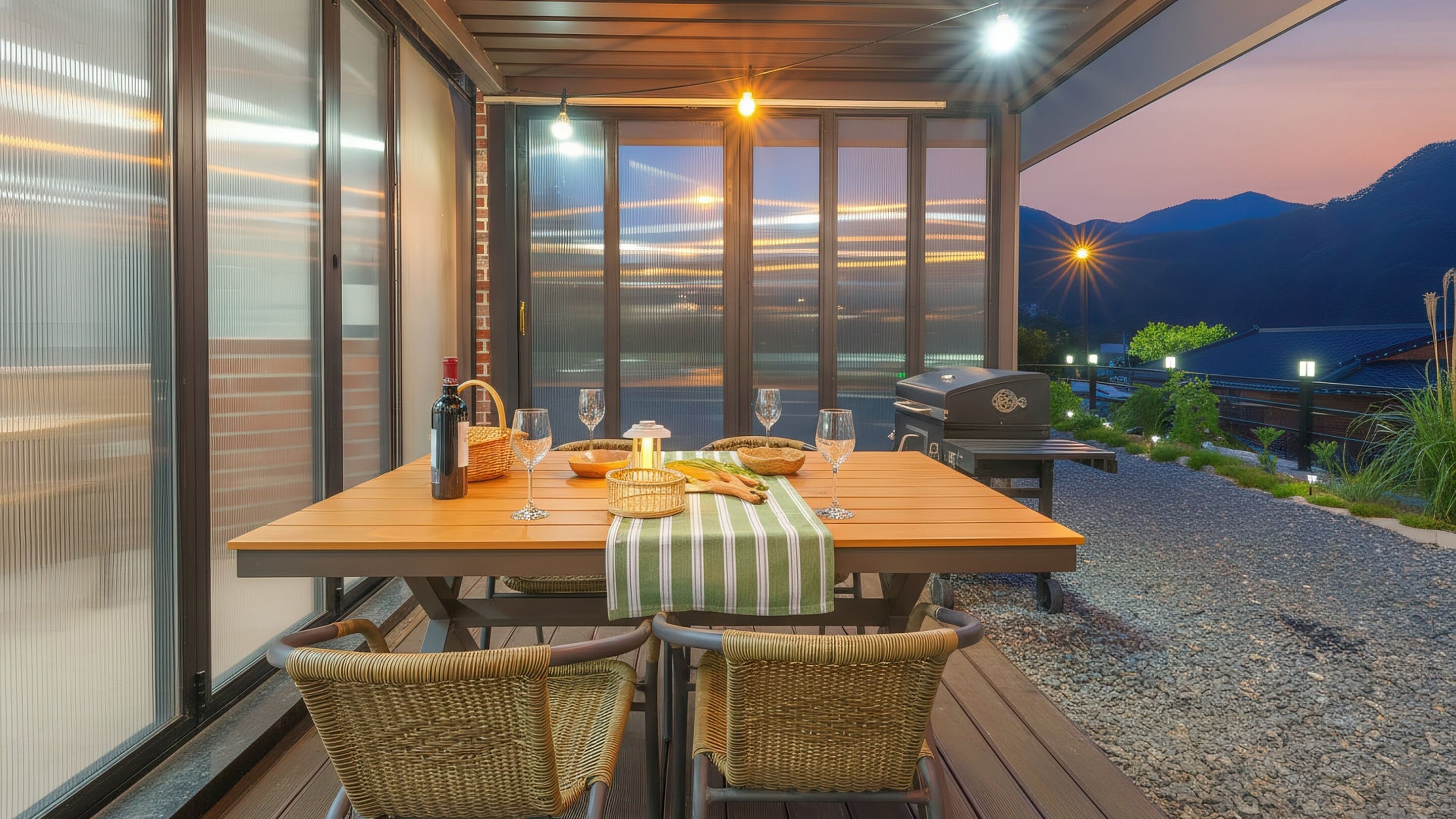 المنشأة من الخارج