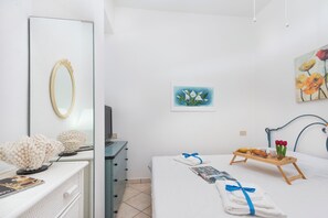 1 間臥室、床單