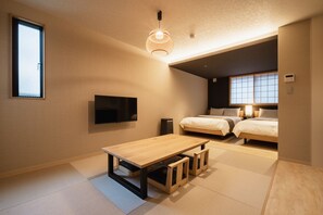 Deluxe Apartment, 2 Double Beds, Non Smoking | 1 bedroom, free WiFi, bed sheets - Beppu nagomi (Beppu)