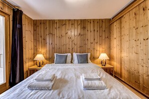 3 soverom, strykejern/-brett, wi-fi og sengetøy