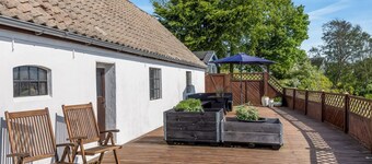"Veronica" - 700m from the sea by Interhome