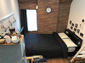 2 habitaciones, tabla de planchar con plancha y wifi gratis