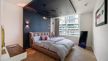 3 habitaciones, tabla de planchar con plancha, wifi y ropa de cama