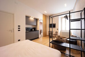 2 bedrooms, WiFi, bed sheets - Vesta Room - Residenza San Valerio in the historic center of Tivoli (Tivoli)