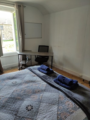 2 chambres, Wi-Fi, draps fournis