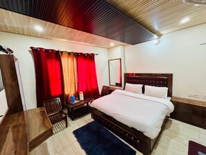 Habitación Deluxe | Escritorio, espacio para trabajar con un portátil, wifi gratis