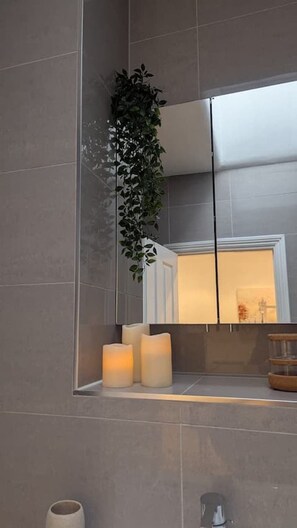 Hair dryer, bidet, towels, soap